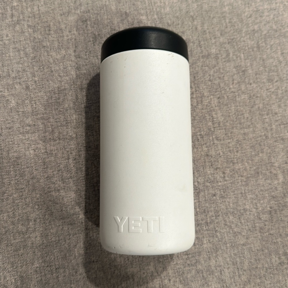 Yeti 12oz Colster Slim Can Cooler Rambler